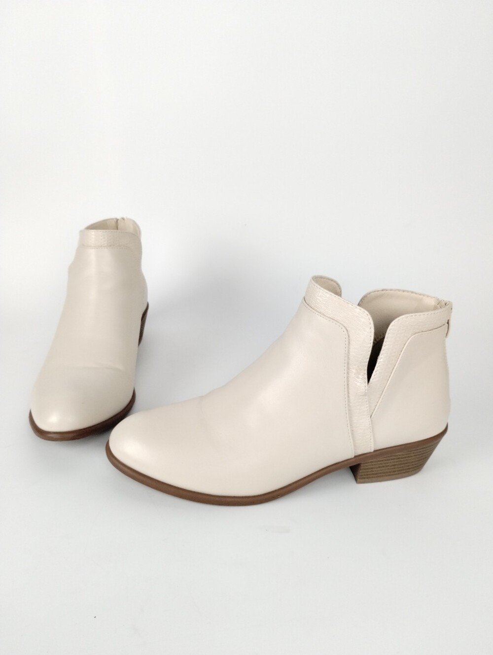 SDONY Ankle Boots Low Heel Zipper Chunky Dressy Booties Off White Cream Size 9
